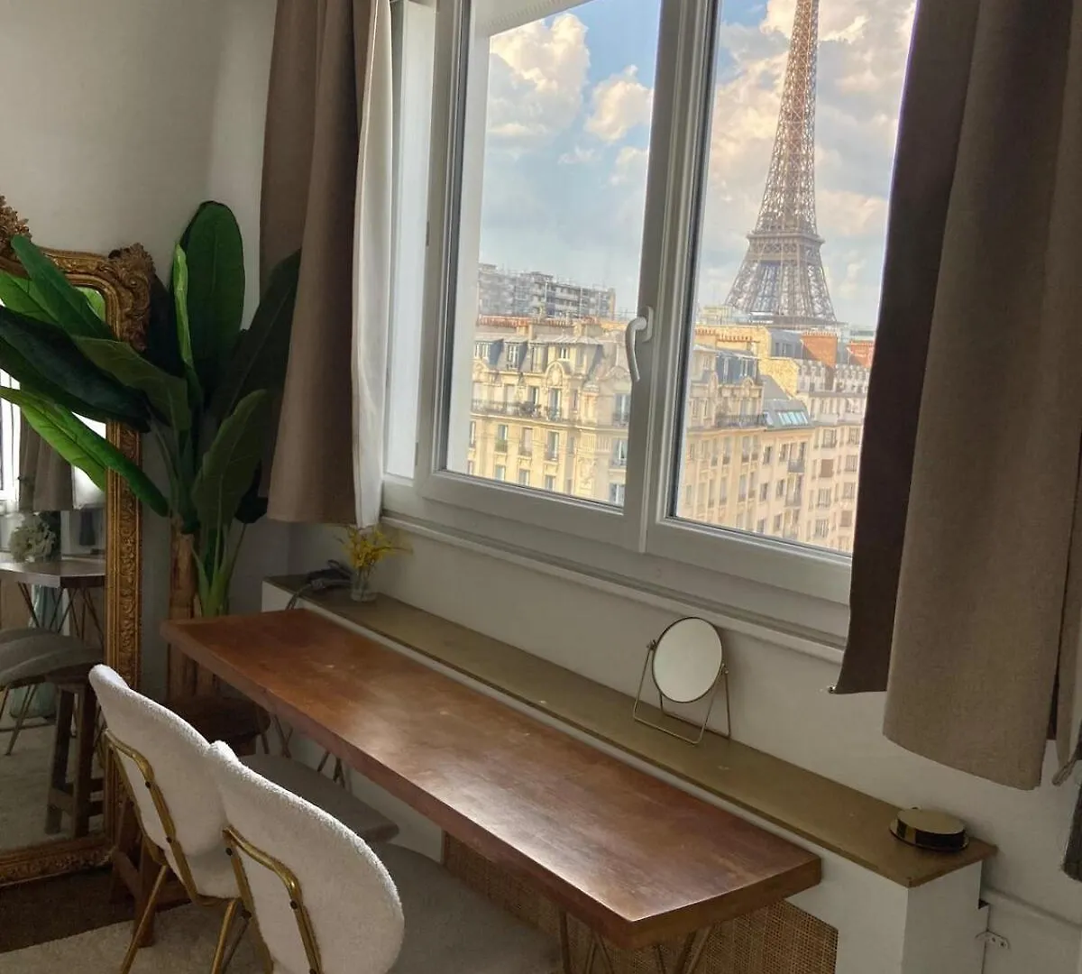 Suite Vue Tour Eiffel Parijs