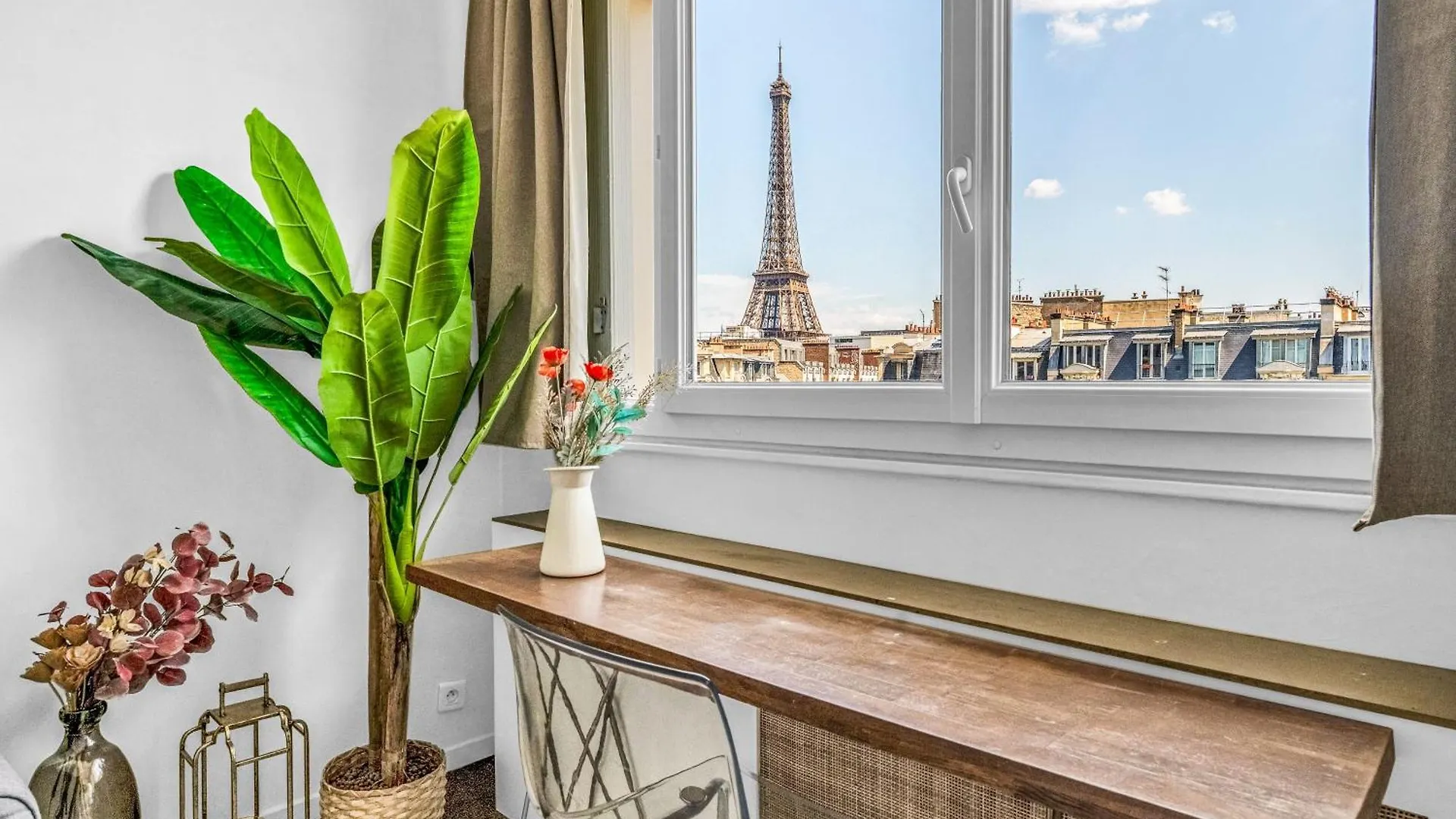 Suite Vue Tour Eiffel location